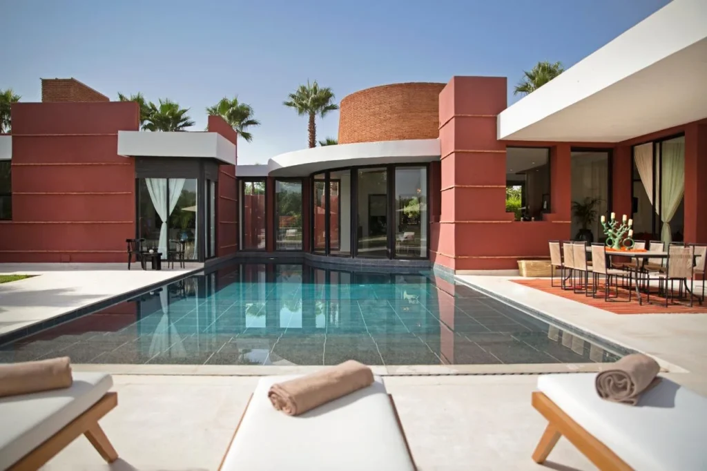 Villa Hotel Marrakech : Un Séjour Privé Entre Luxe, Confort et Authenticité Marocaine 1 Villa hotel Marrakech avec piscine privée et jardin marocain